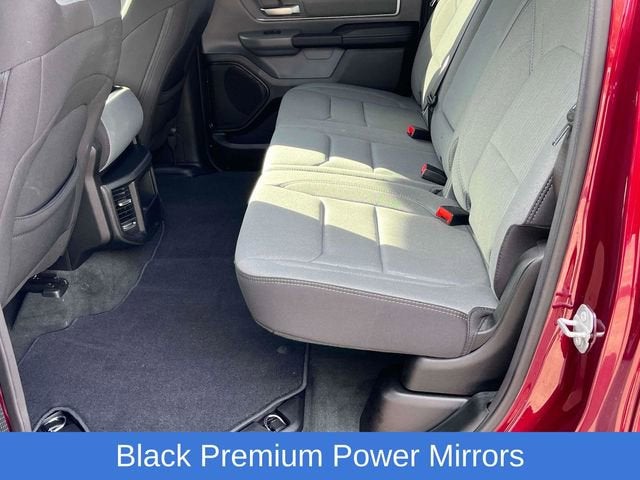 2023 RAM 1500 Big Horn Crew Cab 4x4 6'4" Box