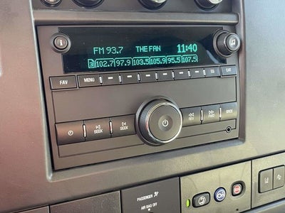 2025 Chevrolet Express Passenger 1LT