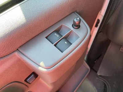 2025 Chevrolet Express Passenger 1LT