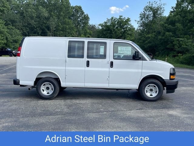 2025 Chevrolet Express Cargo 2500 WT