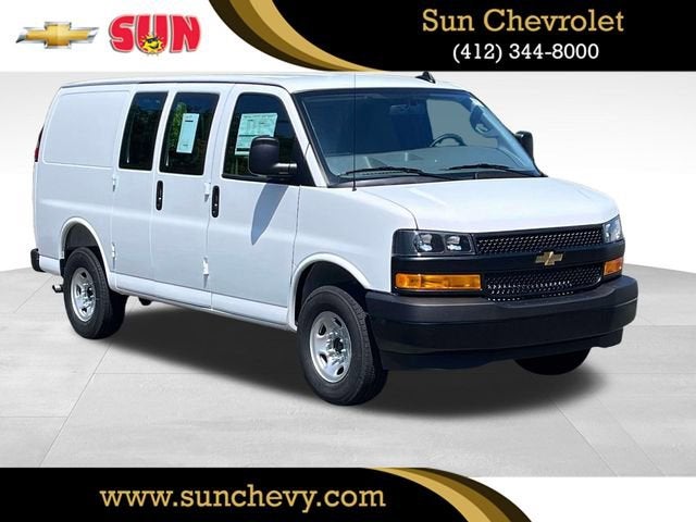 2025 Chevrolet Express Cargo 2500 WT