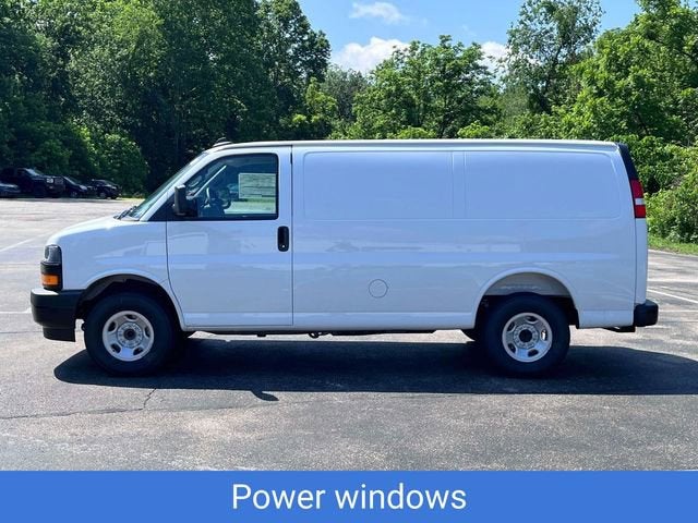 2025 Chevrolet Express Cargo 2500 WT