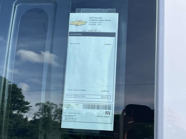 2025 Chevrolet Express Cargo 2500 WT