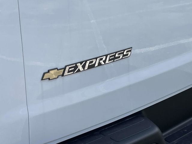 2025 Chevrolet Express Cargo 2500 WT