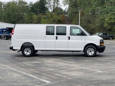 2025 Chevrolet Express Cargo 2500 WT