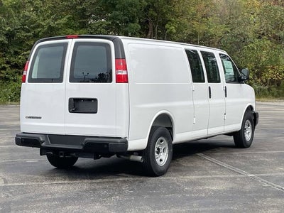 2025 Chevrolet Express Cargo 2500 WT