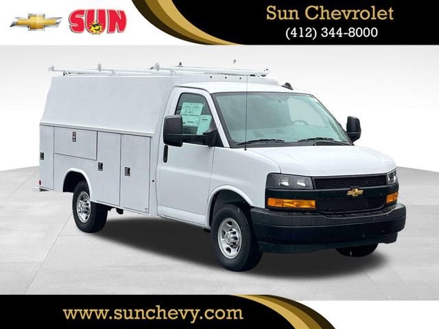 2024 Chevrolet Express Cutaway 3500 1WT