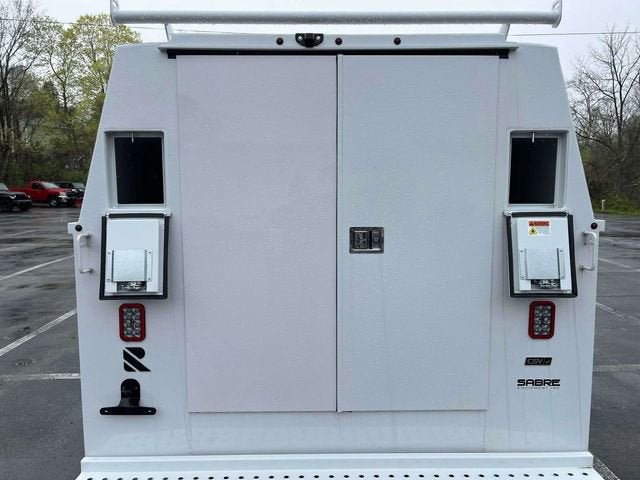 2024 Chevrolet Express Cutaway 3500 1WT