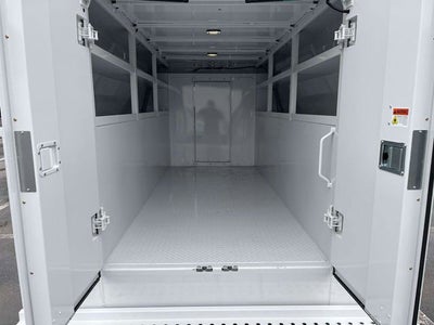 2024 Chevrolet Express Cutaway 3500 1WT