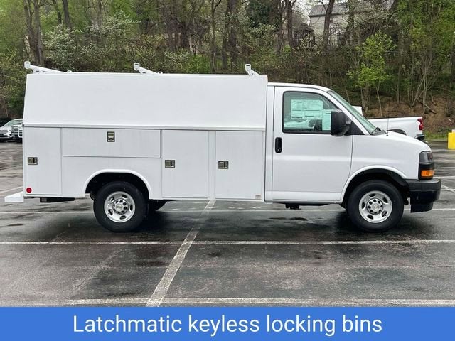 2024 Chevrolet Express Cutaway 3500 1WT