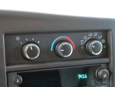 2024 Chevrolet Express Cutaway 3500 1WT