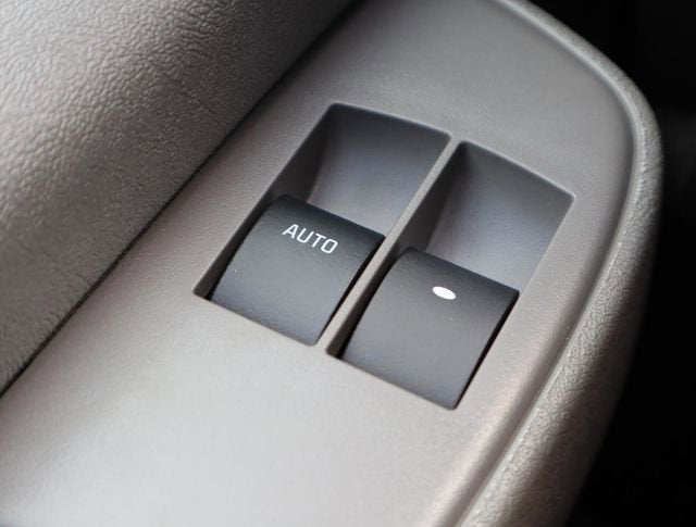 2024 Chevrolet Express Cutaway 3500 1WT