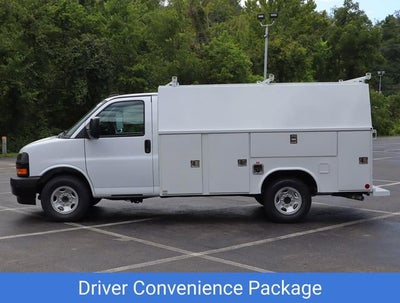 2024 Chevrolet Express Cutaway 3500 1WT