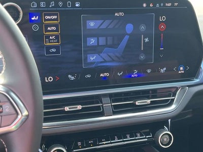 2025 Chevrolet Equinox EV LT