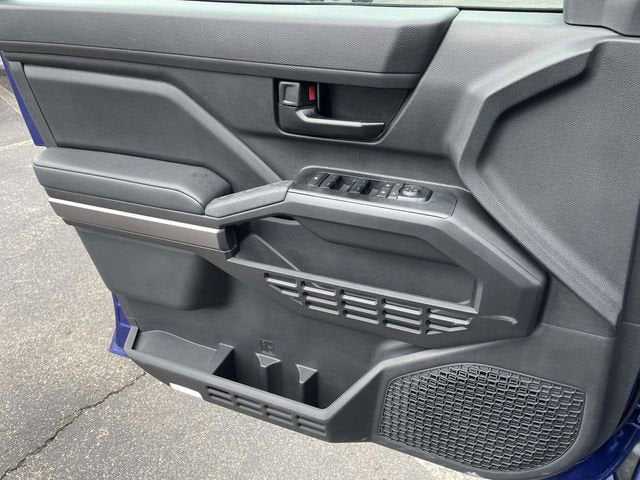 2025 Toyota Tacoma 4WD SR