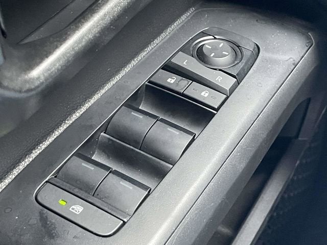 2025 Toyota Tacoma 4WD SR